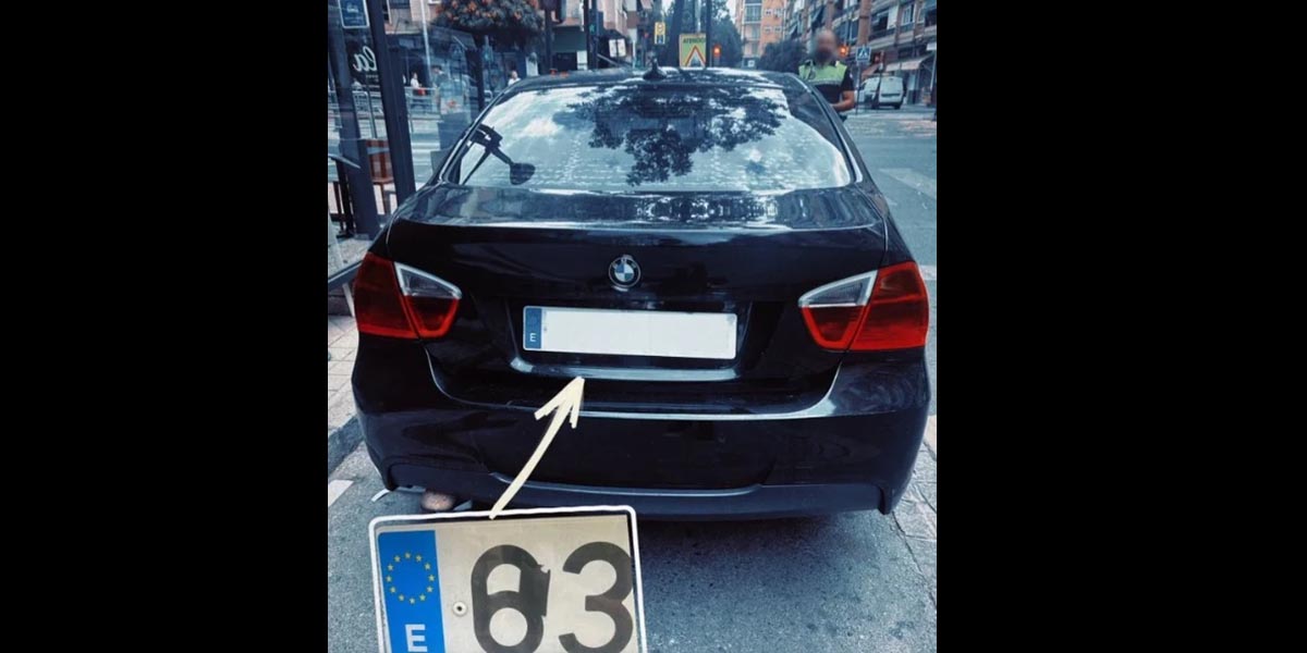 La ZBE de Granada arranca con multa ejemplar- 6.000 euros por alterar la matrícula con cinta negra